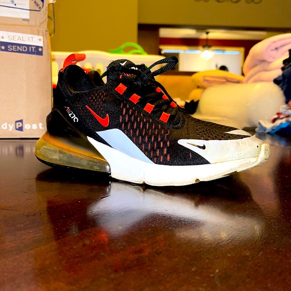 Nike Air Max 270 Mens Sz 7